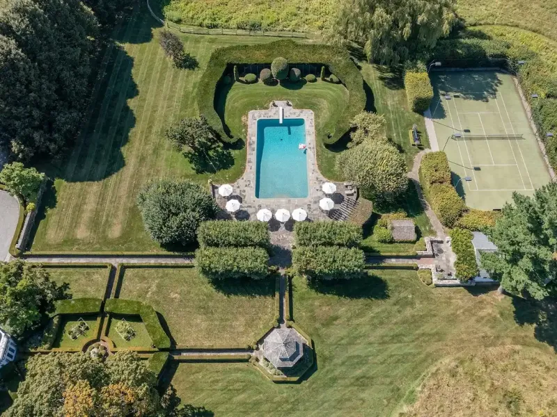 Historic 1929 Georgian Revival Estate on 70+ Acres | Salisbury, CT – image 3