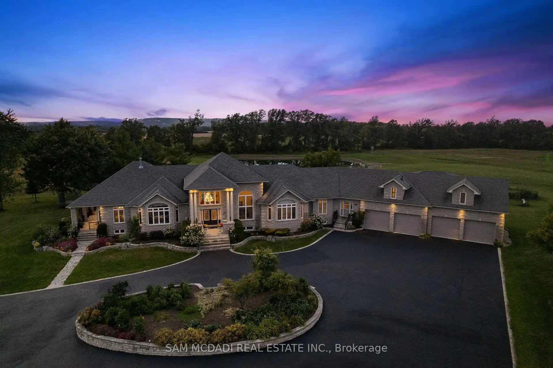 5431 Appleby Line, Burlington (W12634036) – image 1