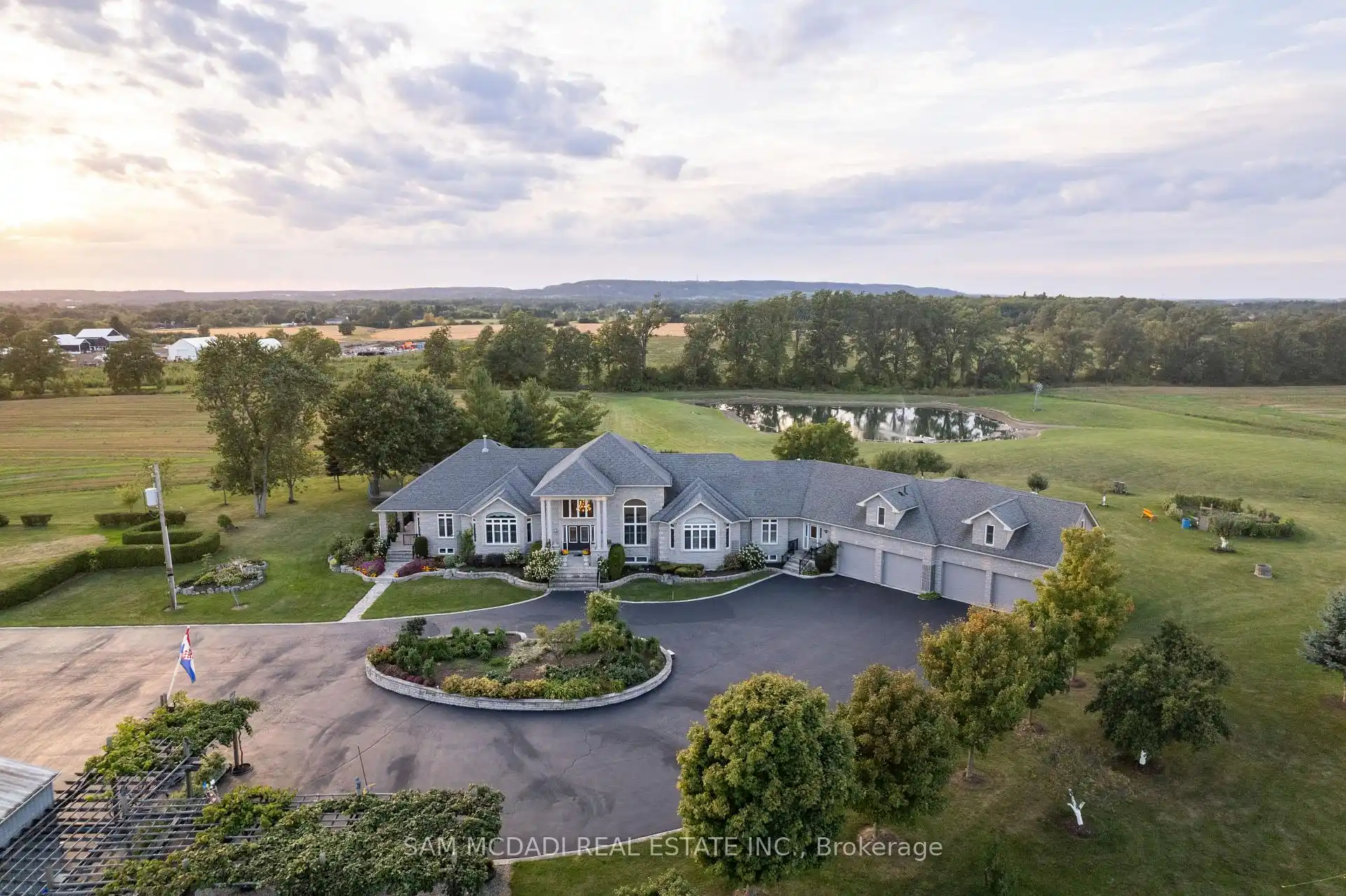 5431 Appleby Line, Burlington (W12634036) – image 40