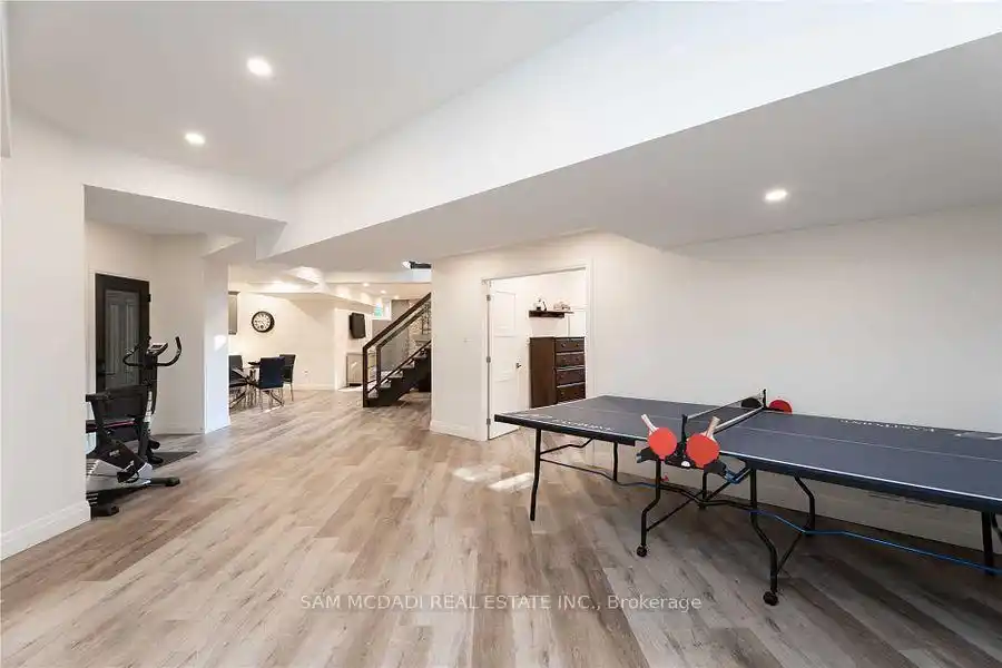 2064 Almira Court, Mississauga (W12732206) – image 30