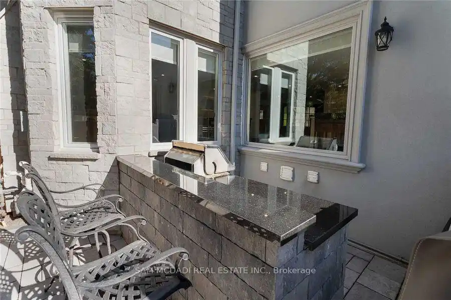 2064 Almira Court, Mississauga (W12732206) – image 38