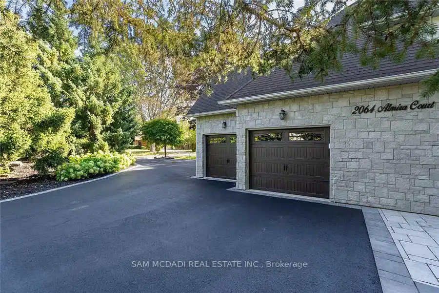 2064 Almira Court, Mississauga (W12732206) – image 4