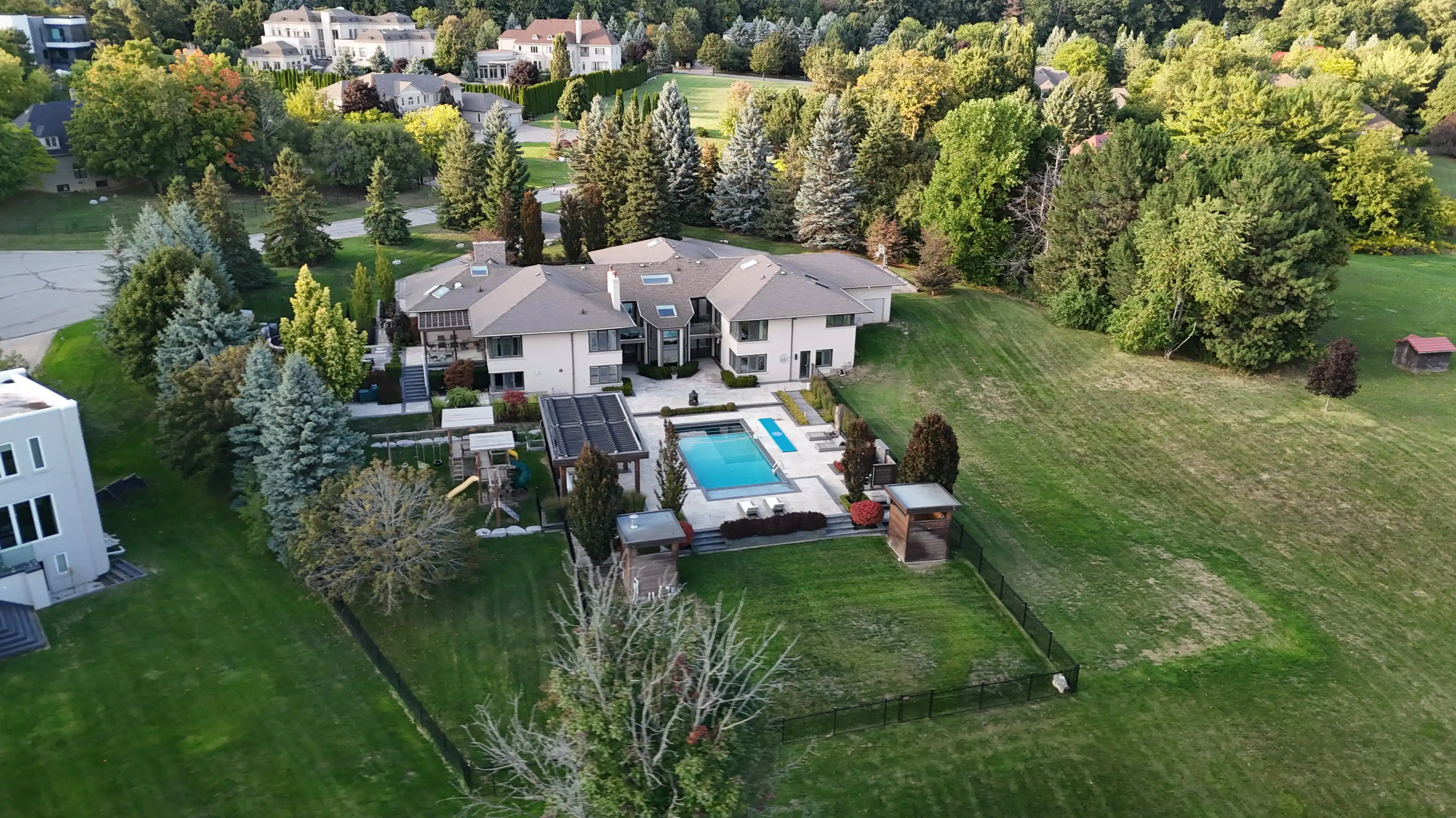 17 Dew Drop Crt, Vaughan – image 104