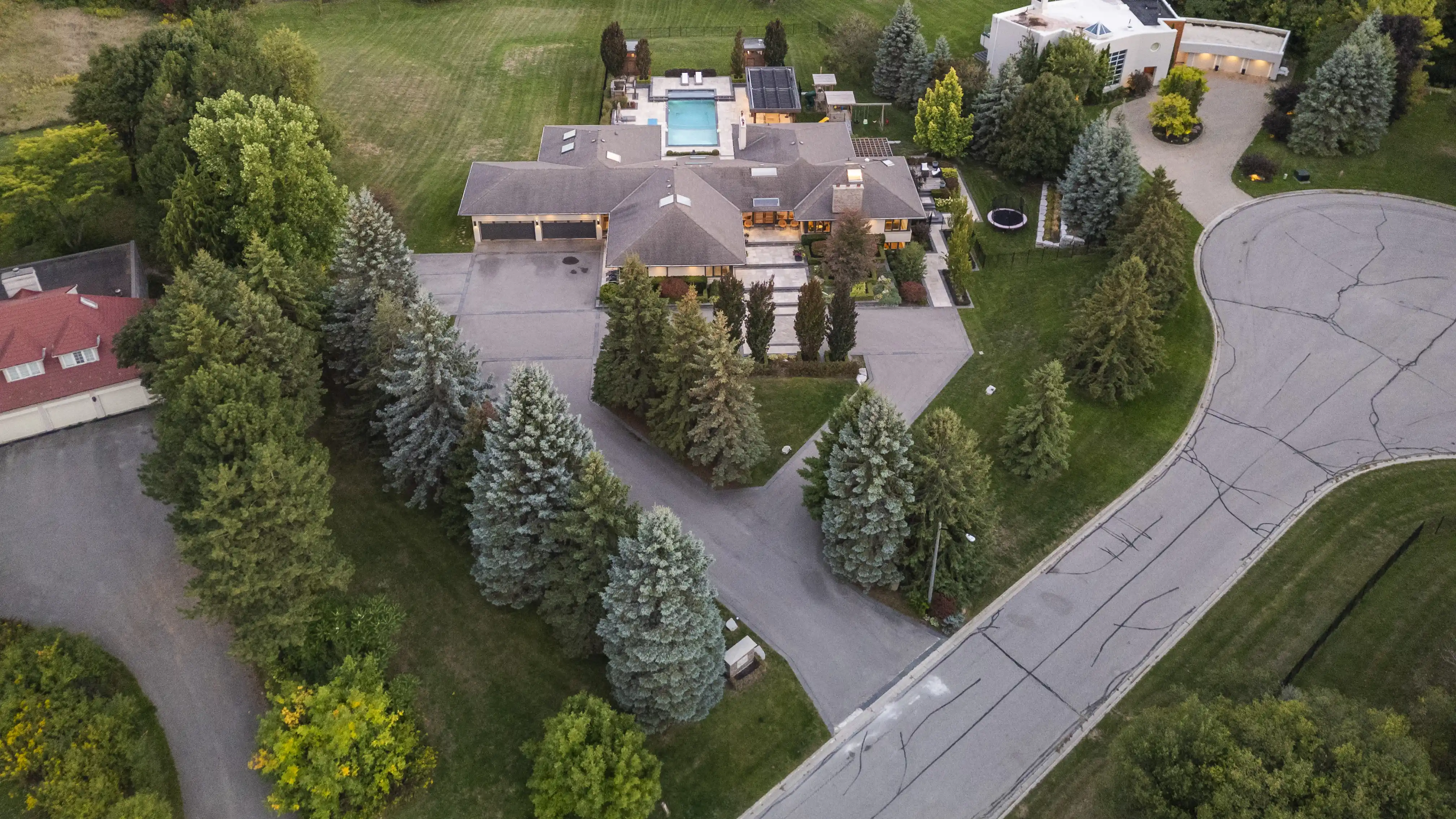 17 Dew Drop Crt, Vaughan – image 142