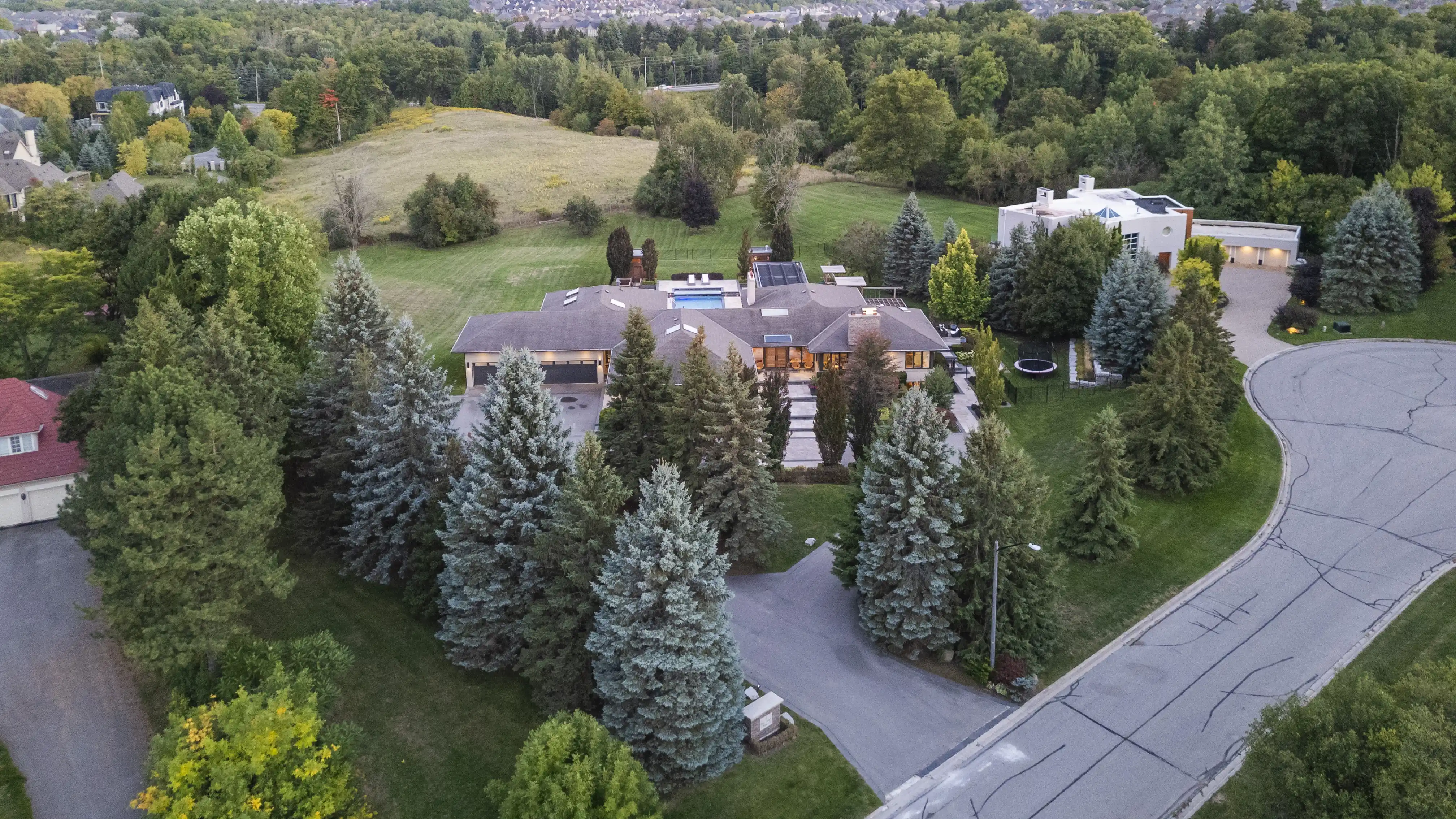 17 Dew Drop Crt, Vaughan – image 144