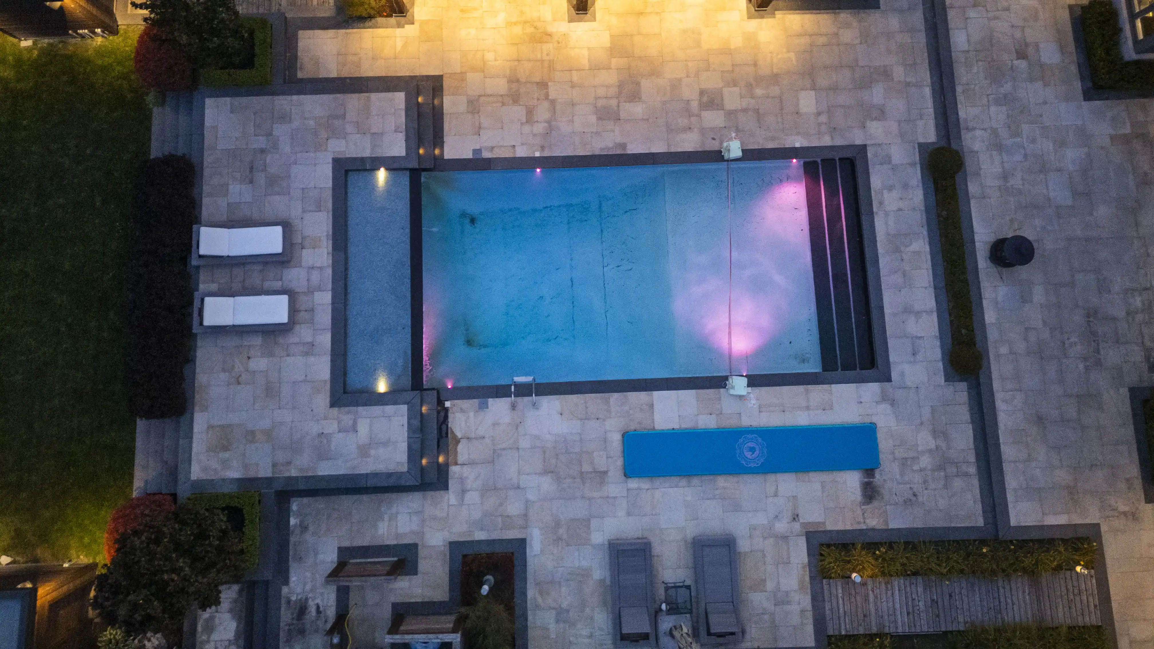 17 Dew Drop Crt, Vaughan – image 151