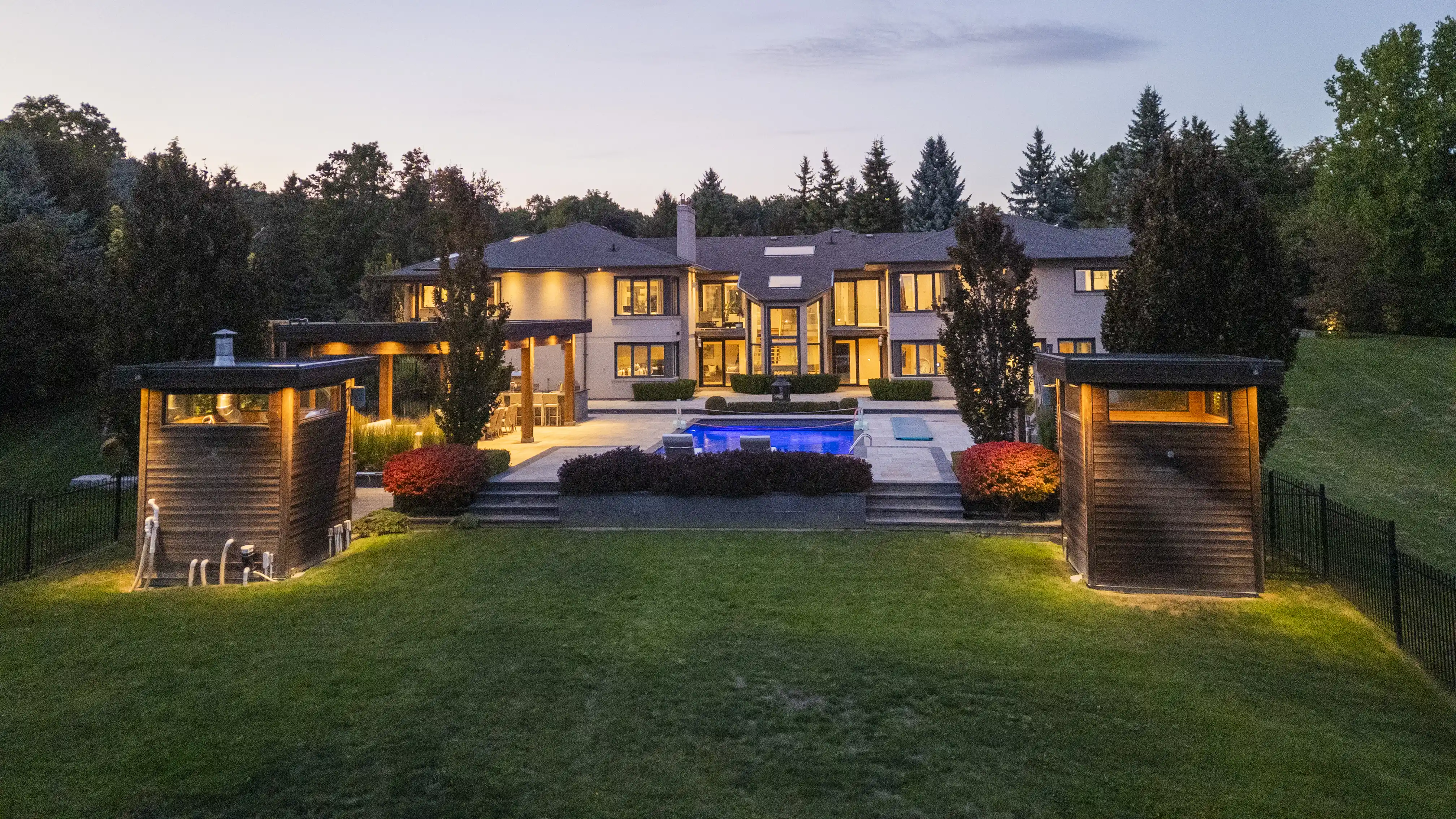 17 Dew Drop Crt, Vaughan – image 152