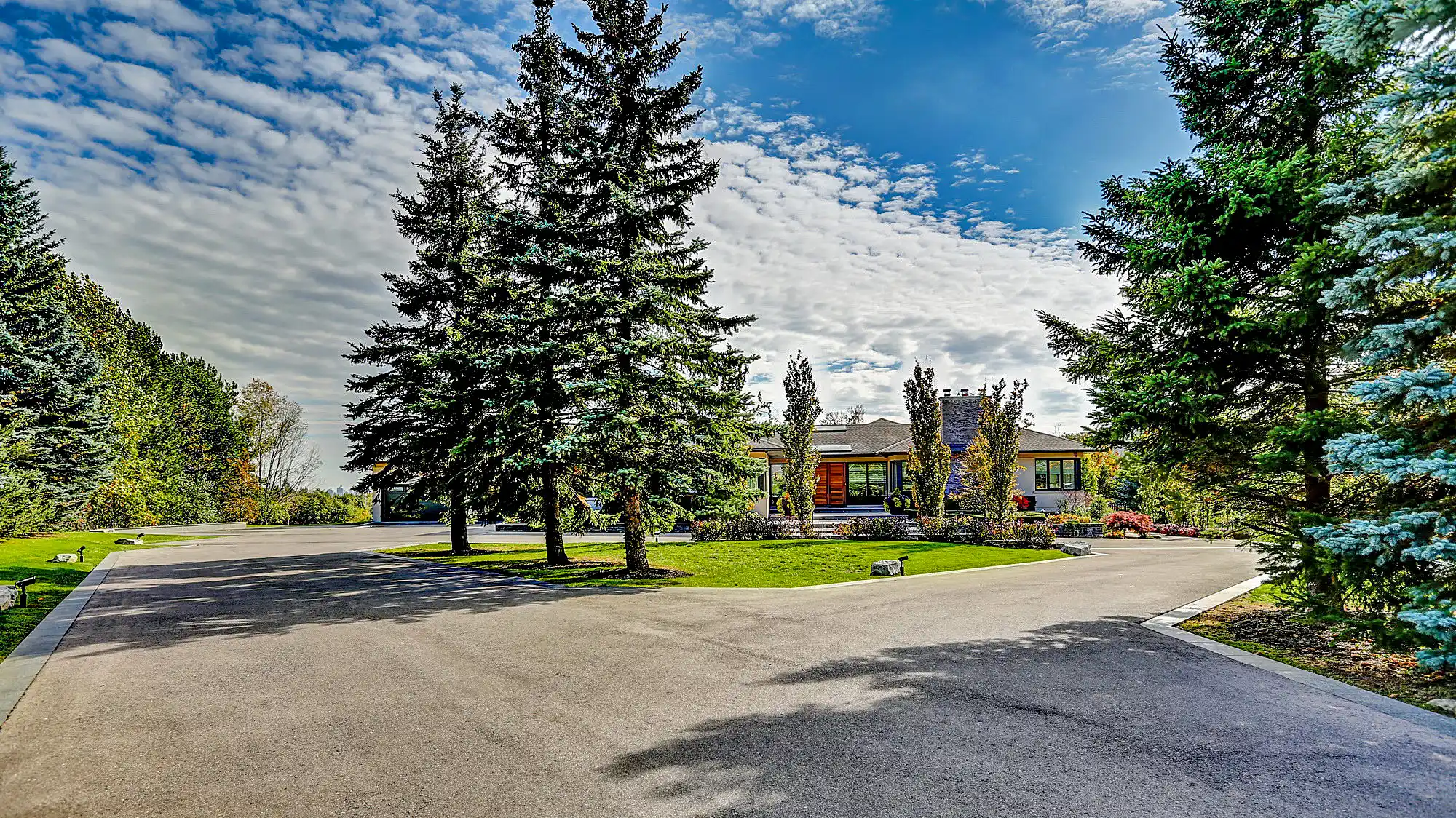 17 Dew Drop Crt, Vaughan – image 158