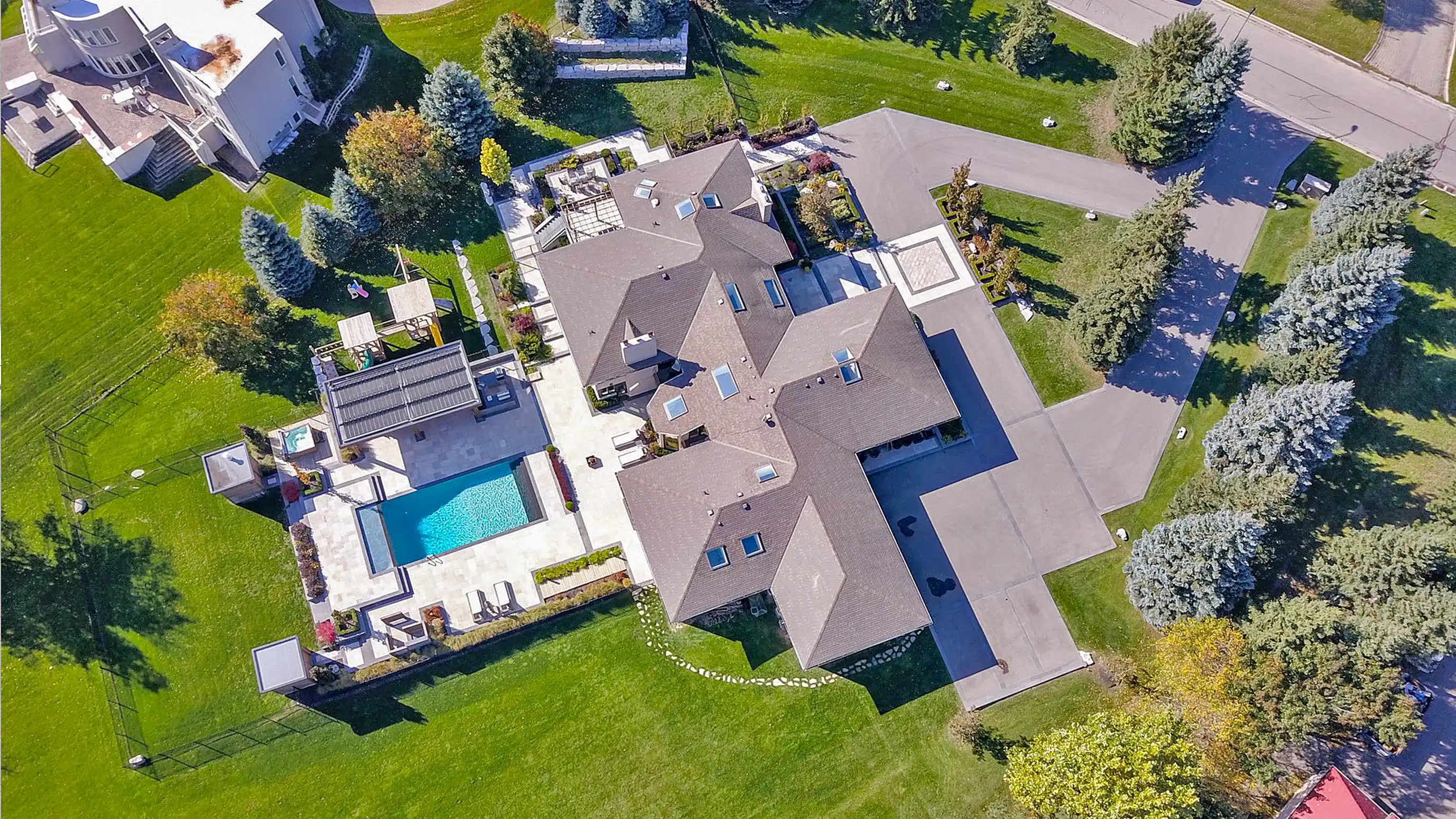 17 Dew Drop Crt, Vaughan – image 175