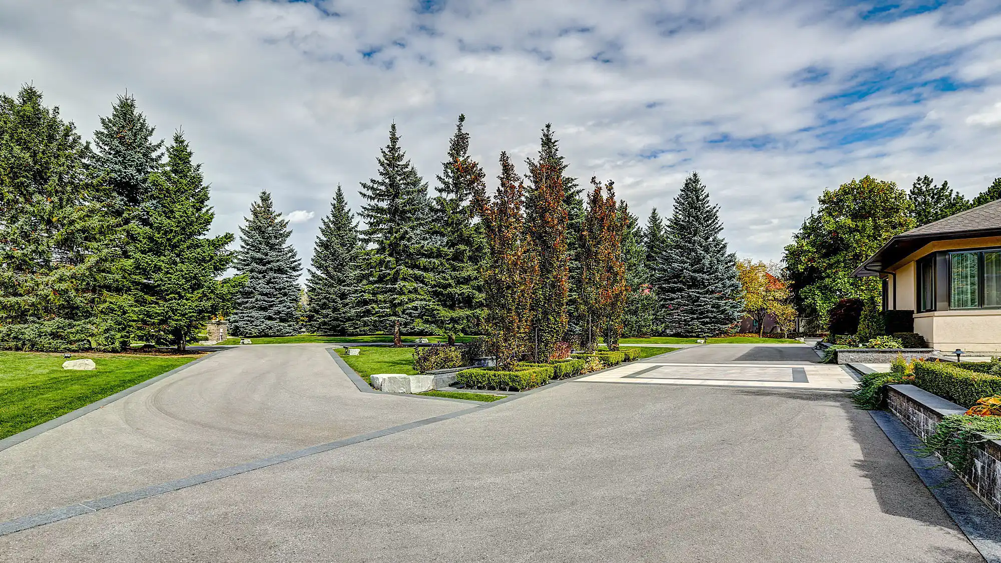 17 Dew Drop Crt, Vaughan – image 259