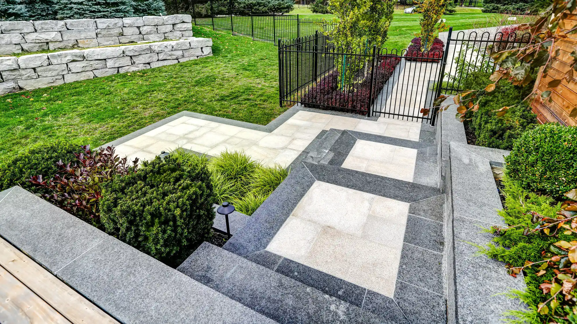 17 Dew Drop Crt, Vaughan – image 54