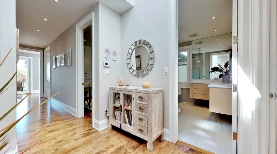 17 Dew Drop Crt, Vaughan, Ontario, L6A 1E9, Canada, 5 Bedrooms Bedrooms, 10 Rooms Rooms,6 BathroomsBathrooms,Residential,For Sale,Dew Drop,1952509