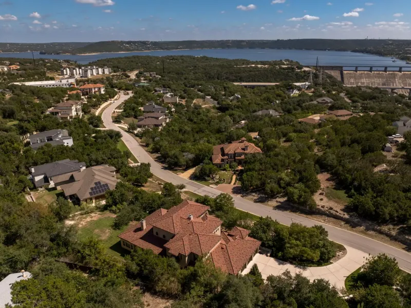 Gated Canyons at Lake Travis – image 2