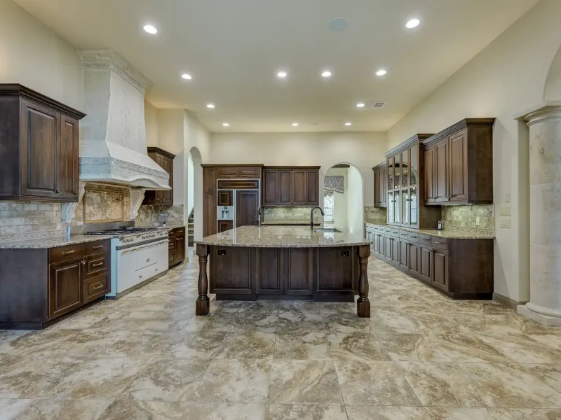 Gated Canyons at Lake Travis – image 9