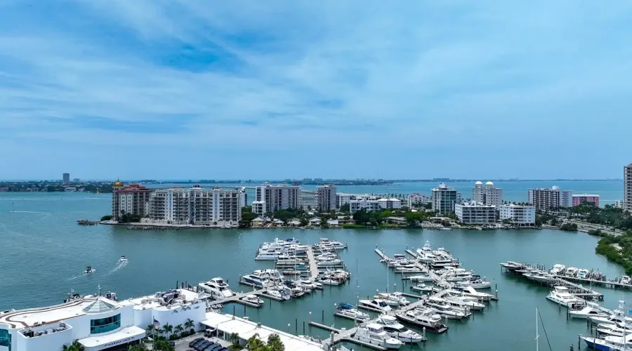 1255 N Gulfstream Ave, Sarasota, Florida, 34326, United States, 2 Bedrooms Bedrooms, 5 Rooms Rooms,2 BathroomsBathrooms,Condo,For Sale,Bay Plaza,Gulfstream,2,1953286