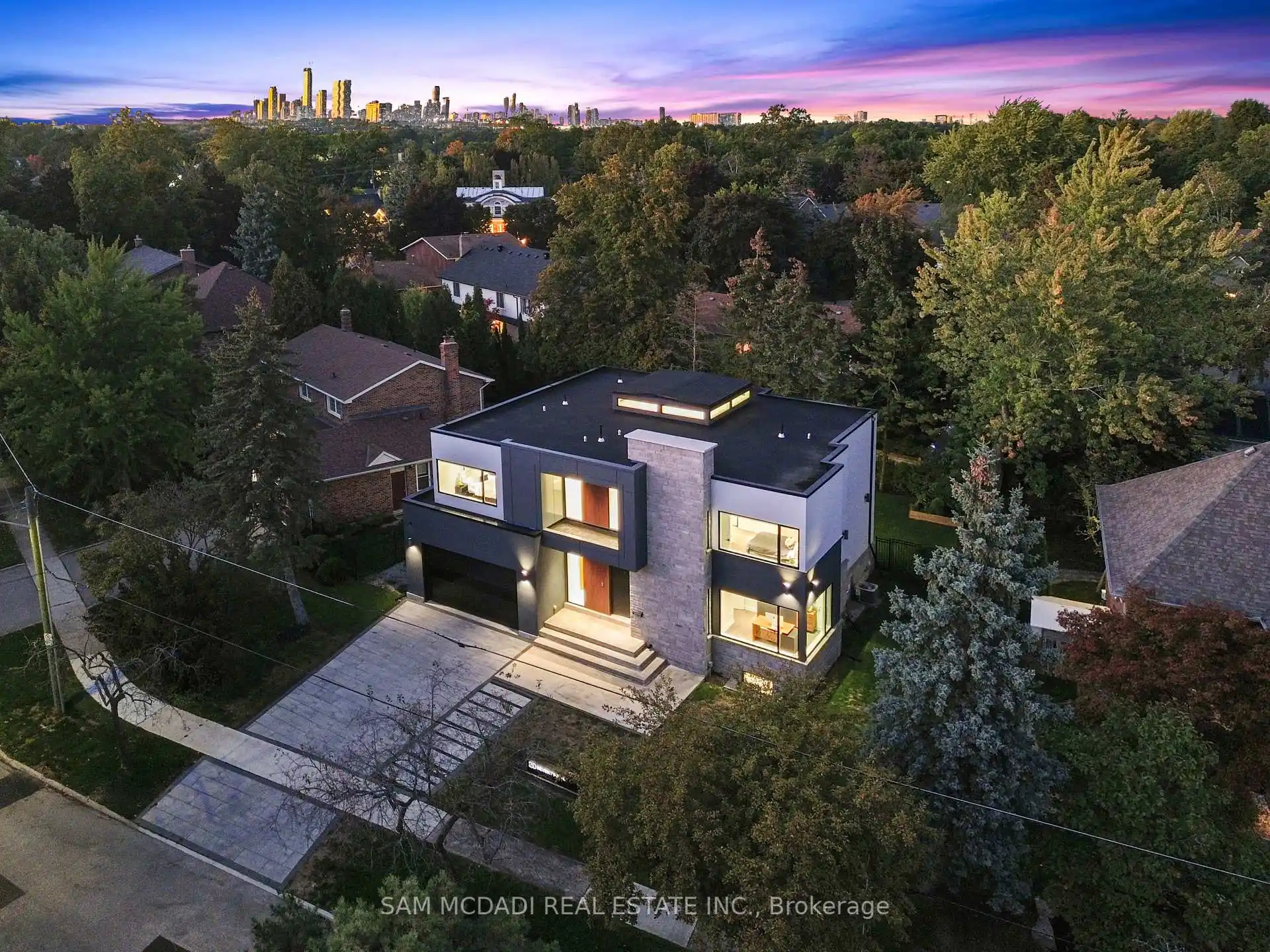 2075 Shawanaga Trail, Mississauga (W13105650) – image 50
