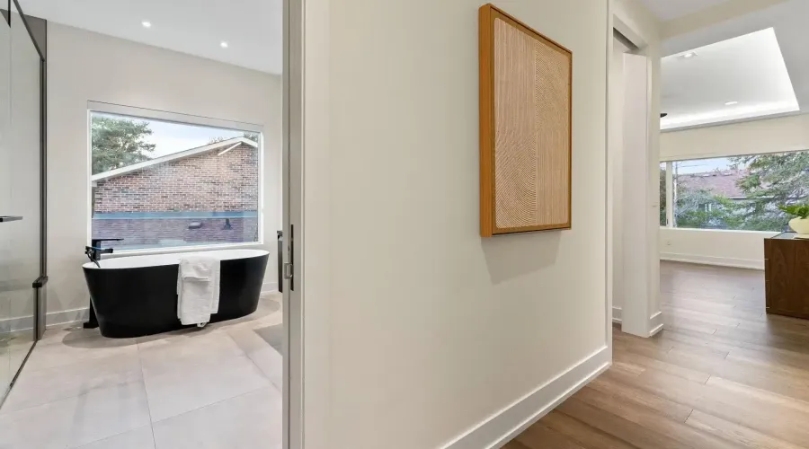 2075 Shawanaga Trail, Mississauga, Ontario, L5H 3Z3, Canada, 4 Bedrooms Bedrooms, ,6 BathroomsBathrooms,Residential,For Sale,2075 Shawanaga Trail,1954444