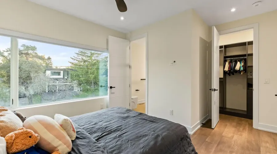 2075 Shawanaga Trail, Mississauga, Ontario, L5H 3Z3, Canada, 4 Bedrooms Bedrooms, ,6 BathroomsBathrooms,Residential,For Sale,2075 Shawanaga Trail,1954444