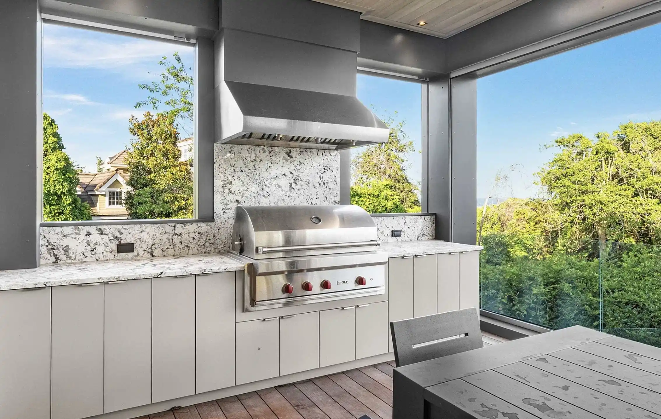 One-of-a-Kind Oceanfront Masterpiece – image 12