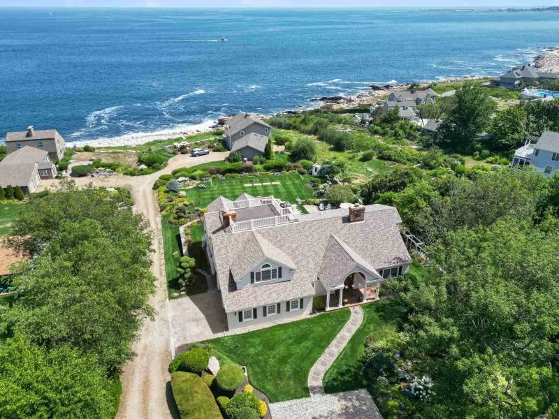 13 Phillips Avenue – image 2
