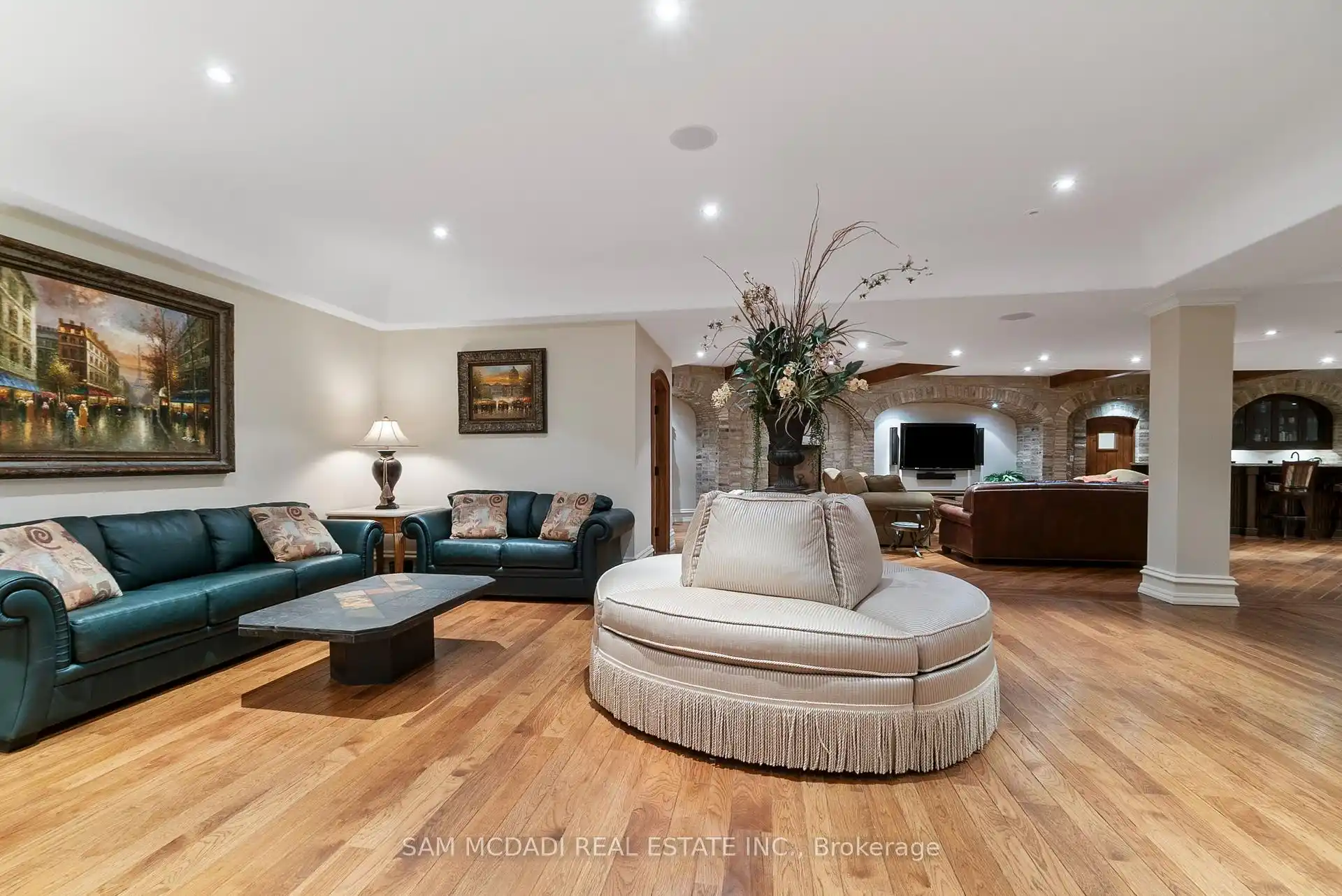 1343 Blythe Road, Mississauga (W12498050) – image 41