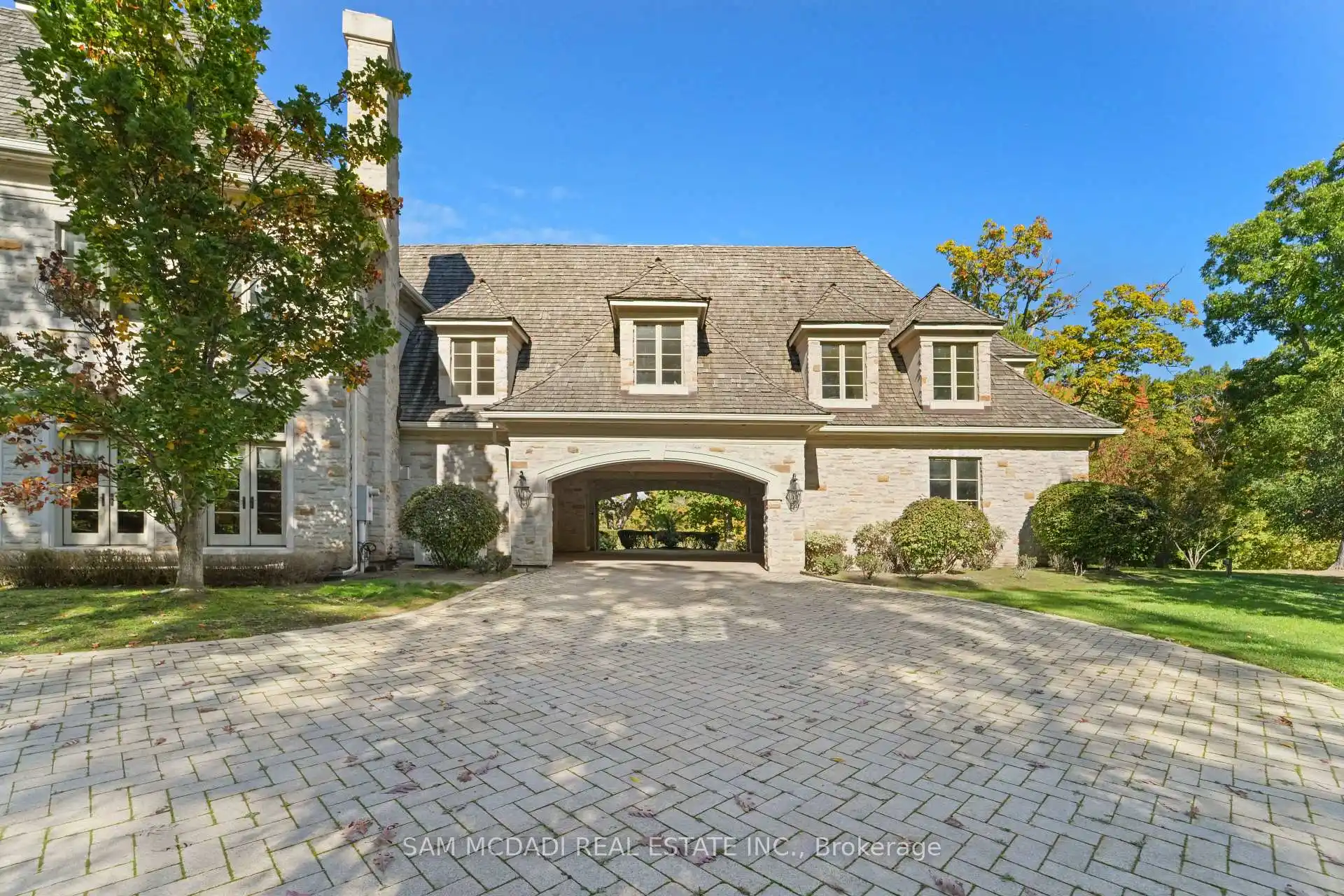 1343 Blythe Road, Mississauga (W12498050) – image 45