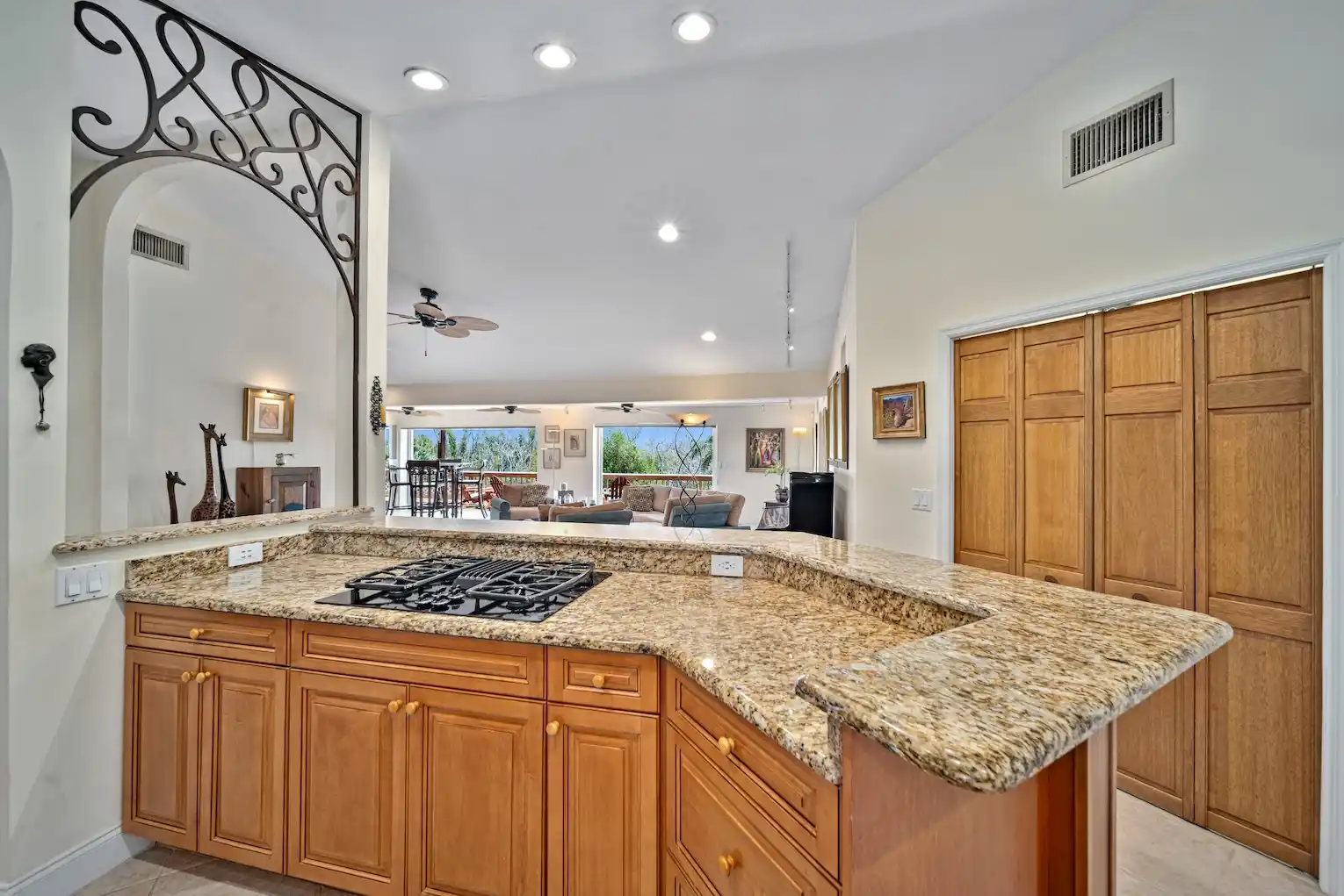 SANIBEL ISLAND - PEACEFUL SURROUNDINGS – image 13
