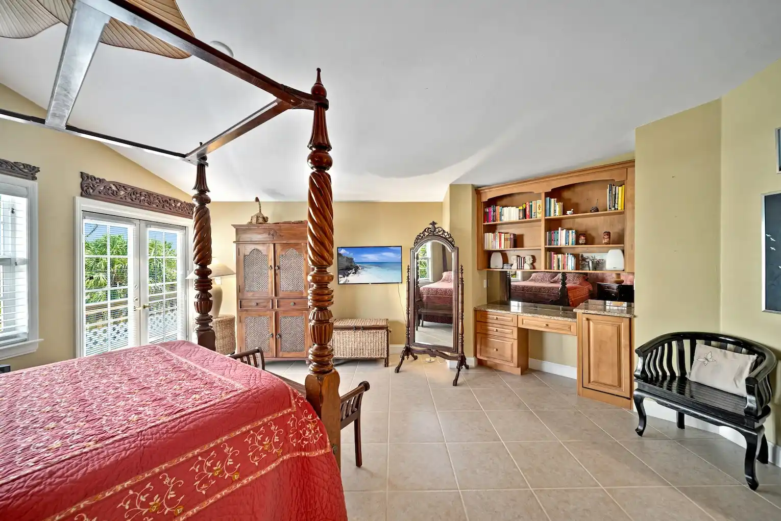 SANIBEL ISLAND - PEACEFUL SURROUNDINGS – image 24