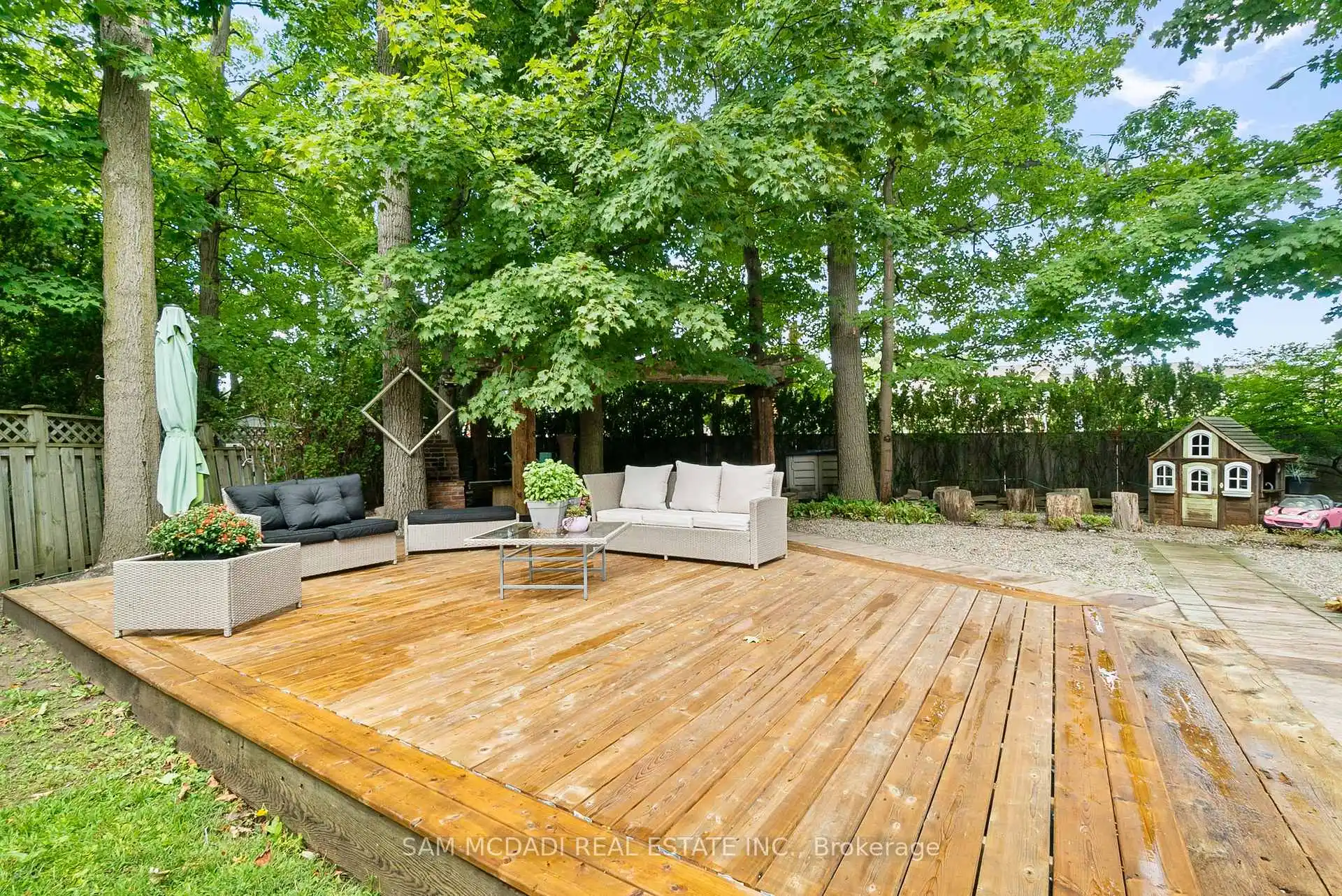 988 Tennyson Avenue, Mississauga (W12778942) – image 9