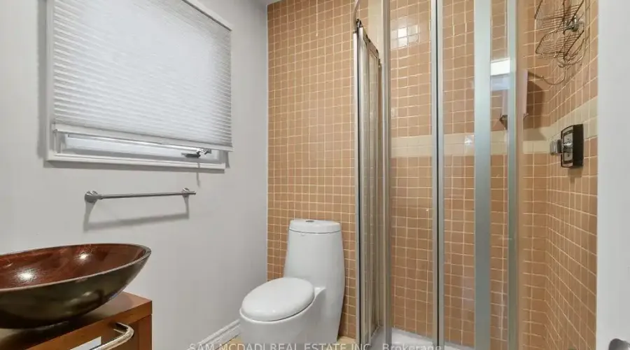 988 Tennyson Avenue, Mississauga, Ontario, L5H 2Z1, Canada, 5 Bedrooms Bedrooms, ,5 BathroomsBathrooms,Residential,For Sale,988 Tennyson Avenue,1988793