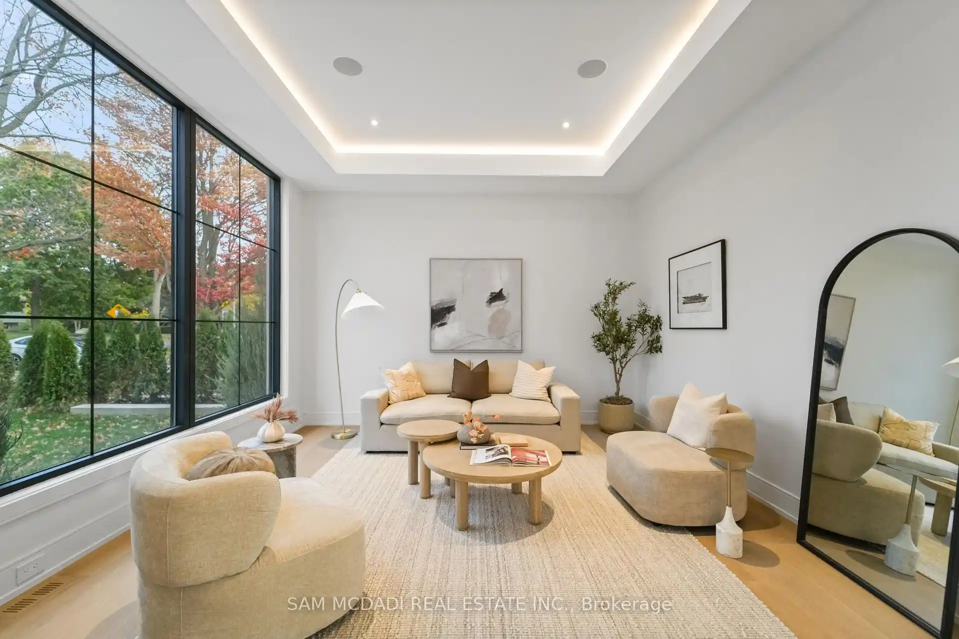 152 Third Line, Oakville (W12821740) – image 3