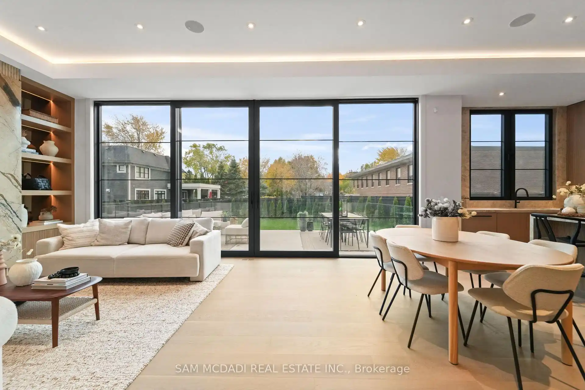 152 Third Line, Oakville (W12821740) – image 7