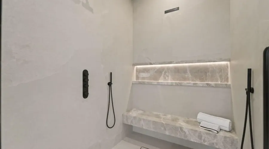 152 Third Line 152 Third Line, Oakville, Ontario, L6L 3Z8, Canada, 4 Bedrooms Bedrooms, ,6 BathroomsBathrooms,Residential,For Sale,152 Third Line,1989798