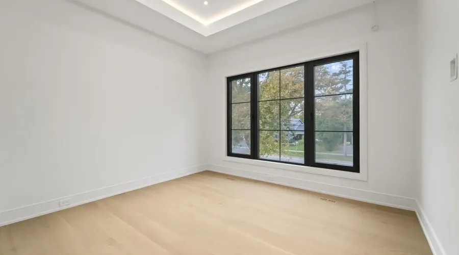 152 Third Line 152 Third Line, Oakville, Ontario, L6L 3Z8, Canada, 4 Bedrooms Bedrooms, ,6 BathroomsBathrooms,Residential,For Sale,152 Third Line,1989798