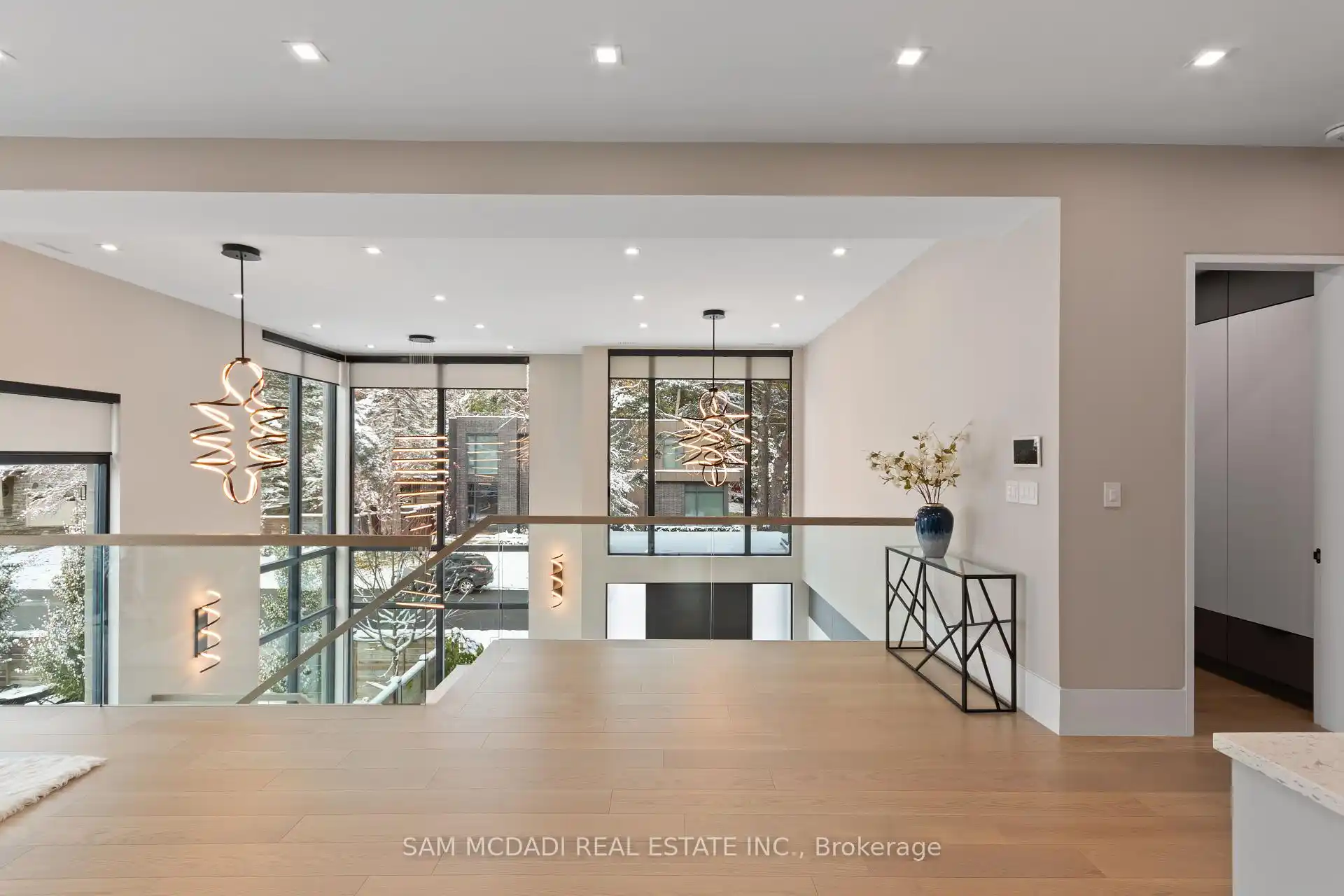112 Elton Park Road, Oakville (W12539428) – image 8