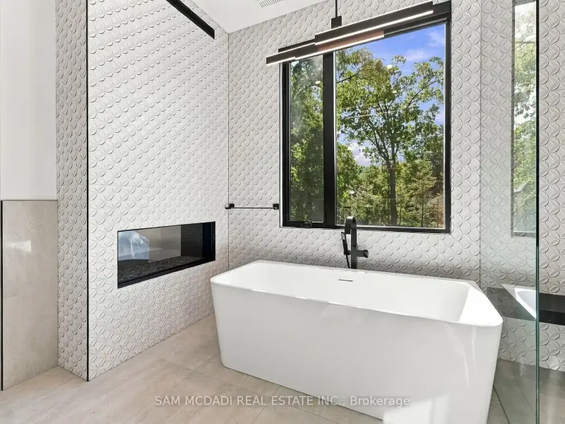 112 Elton Park Road, Oakville (W13815622) – image 23