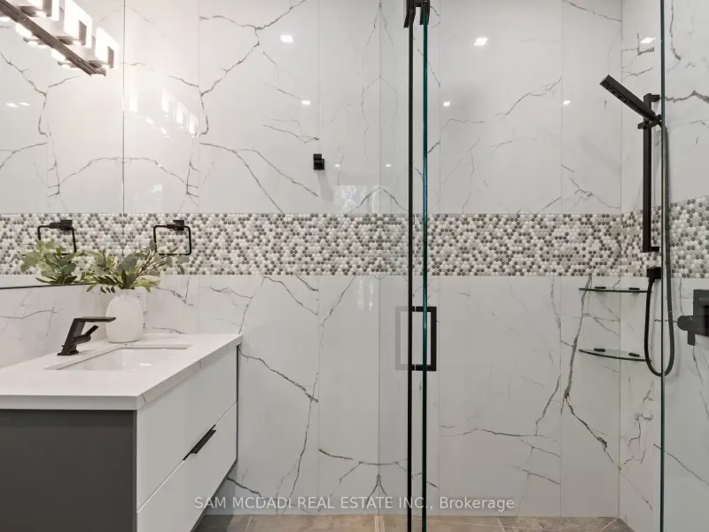 112 Elton Park Road, Oakville (W12539428) – image 24