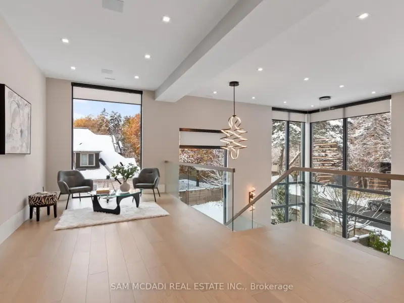 112 Elton Park Road, Oakville (W12539428) – image 7