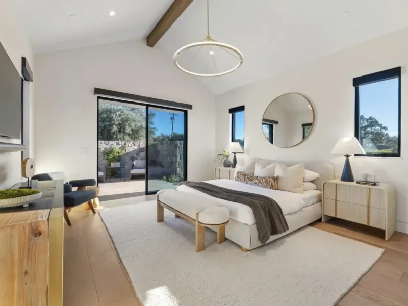 Napa Valley Compound – image 10