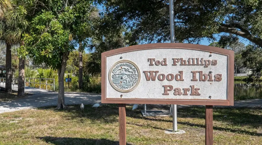 5947 Bayview Circle S, Gulf Port, Florida, 33707, United States, 4 Bedrooms Bedrooms, 12 Rooms Rooms,3 BathroomsBathrooms,Residential,For Sale,Bayview,1999947