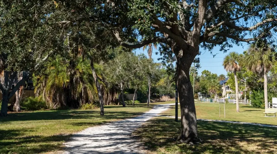 5947 Bayview Circle S, Gulf Port, Florida, 33707, United States, 4 Bedrooms Bedrooms, 12 Rooms Rooms,3 BathroomsBathrooms,Residential,For Sale,Bayview,1999947