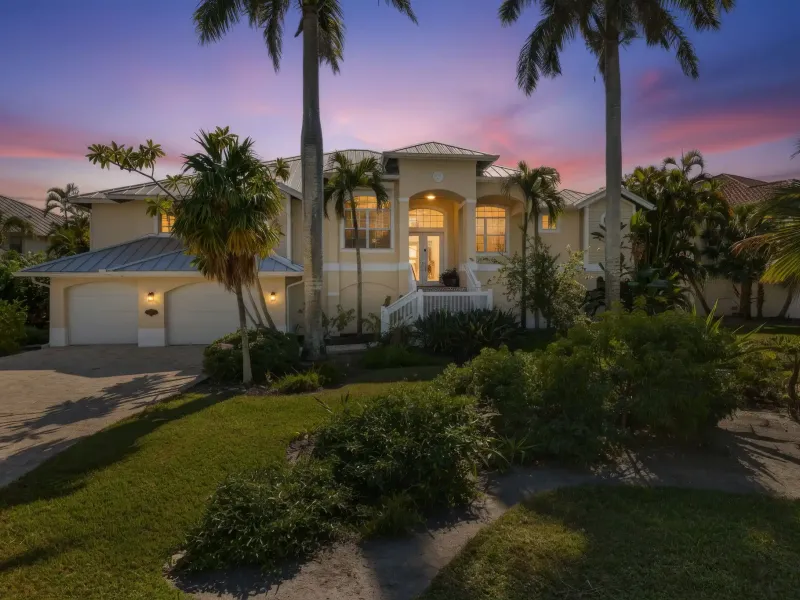 BEACHVIEW ESTATES – image 1