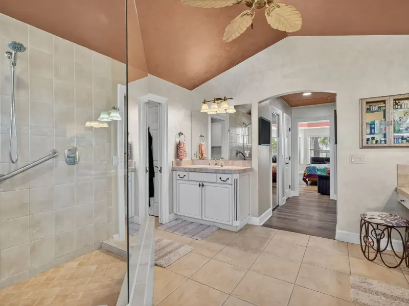 BEACHVIEW ESTATES – image 20
