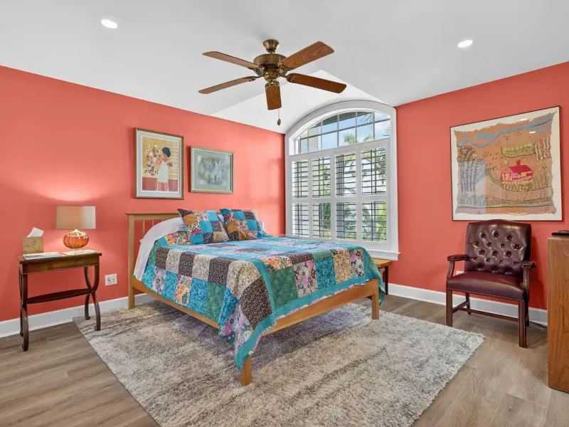 BEACHVIEW ESTATES – image 21