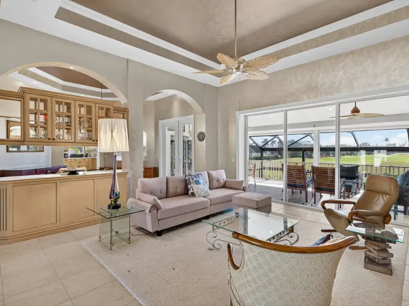BEACHVIEW ESTATES – image 4