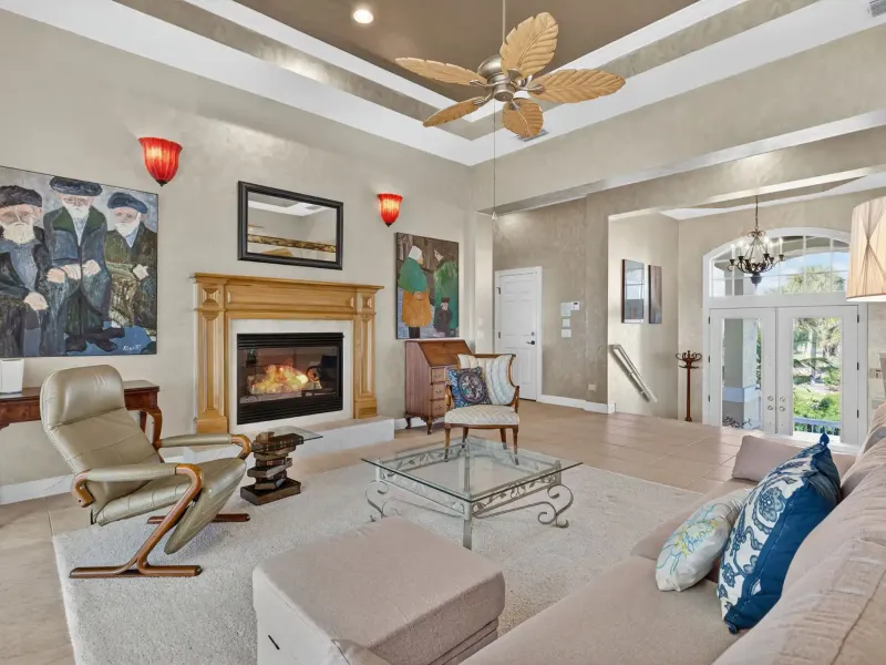 BEACHVIEW ESTATES – image 5
