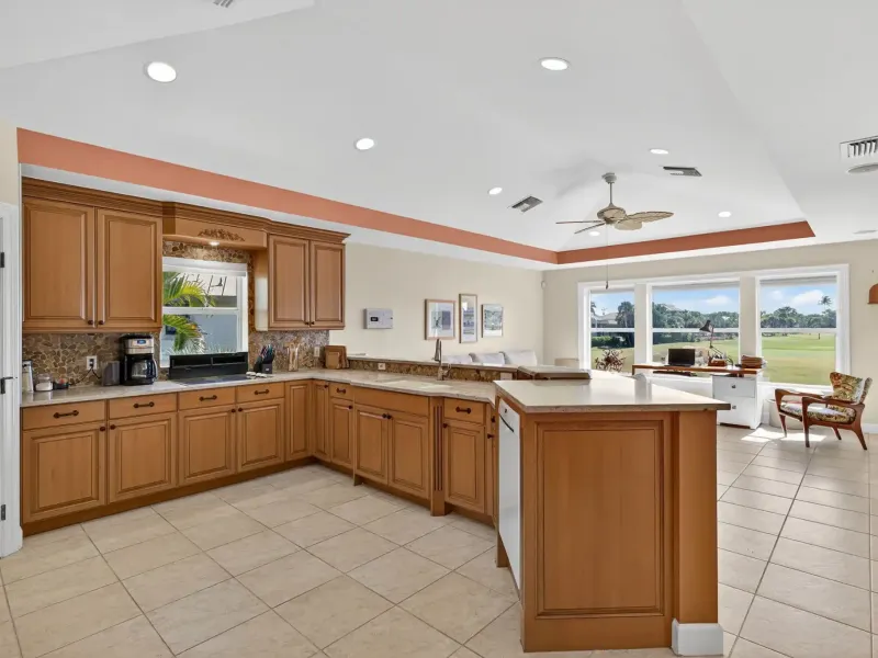BEACHVIEW ESTATES – image 7