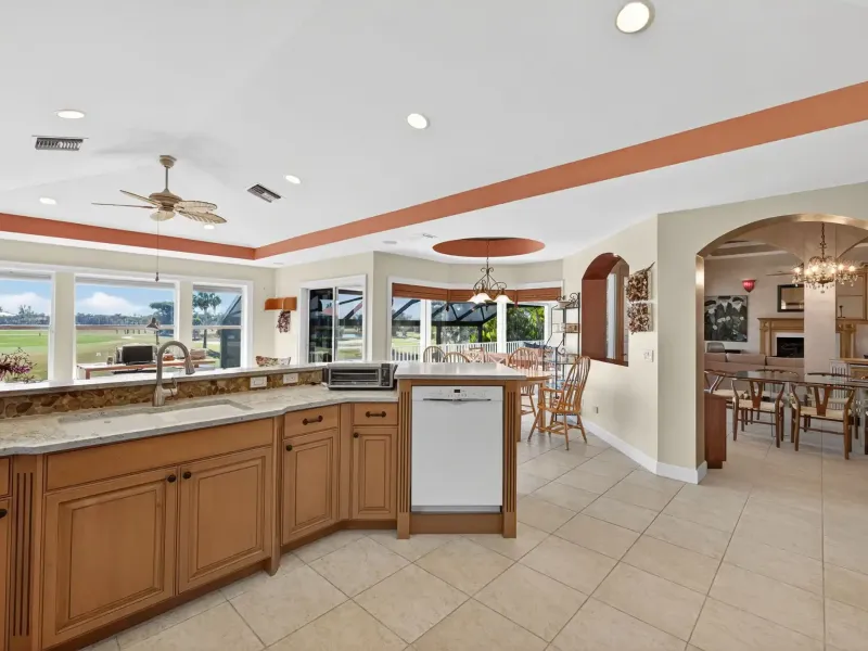 BEACHVIEW ESTATES – image 8