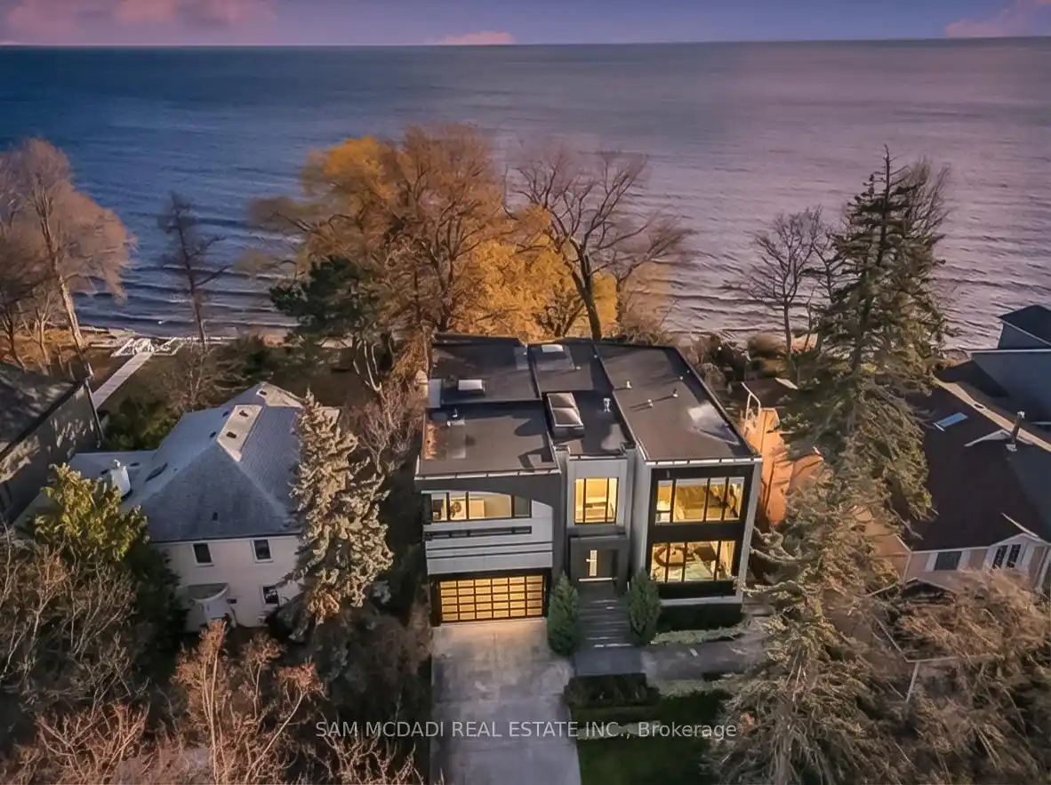 67 Lake Promenade, Toronto (W12888306) – image 1