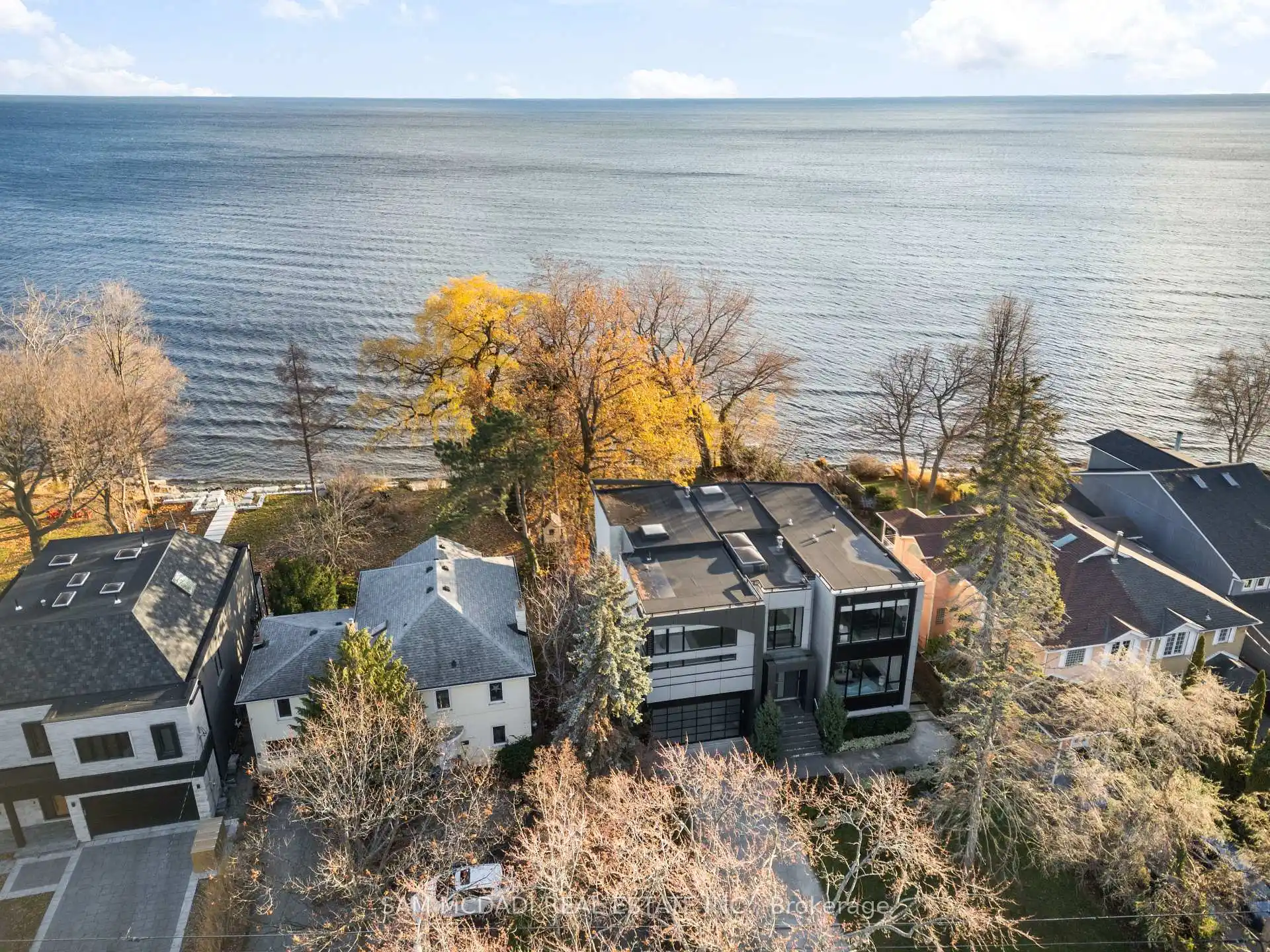 67 Lake Promenade, Toronto (W12888306) – image 3
